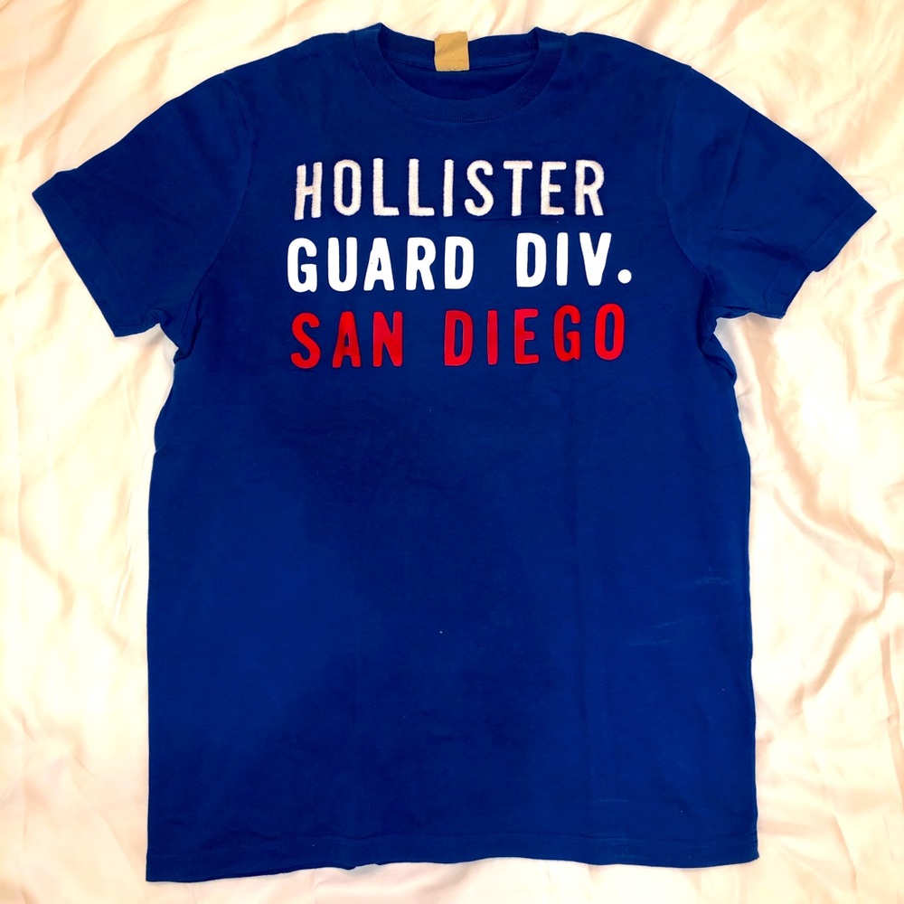 New! Hollister T-shirt
